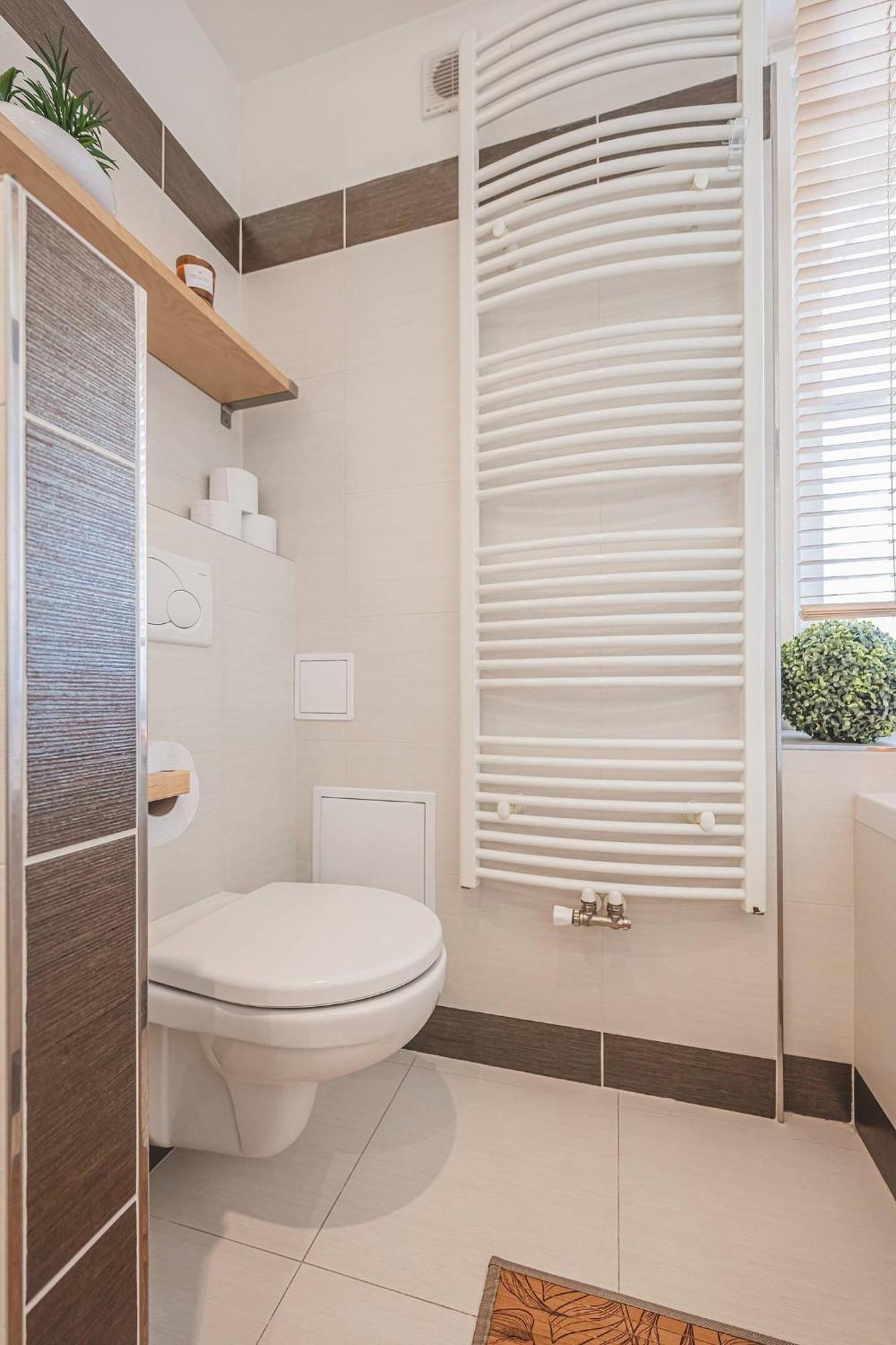 1bd On Masarykovo Square - Bathtube, Desk & Chair, Free Wi-fi Апартаменты *